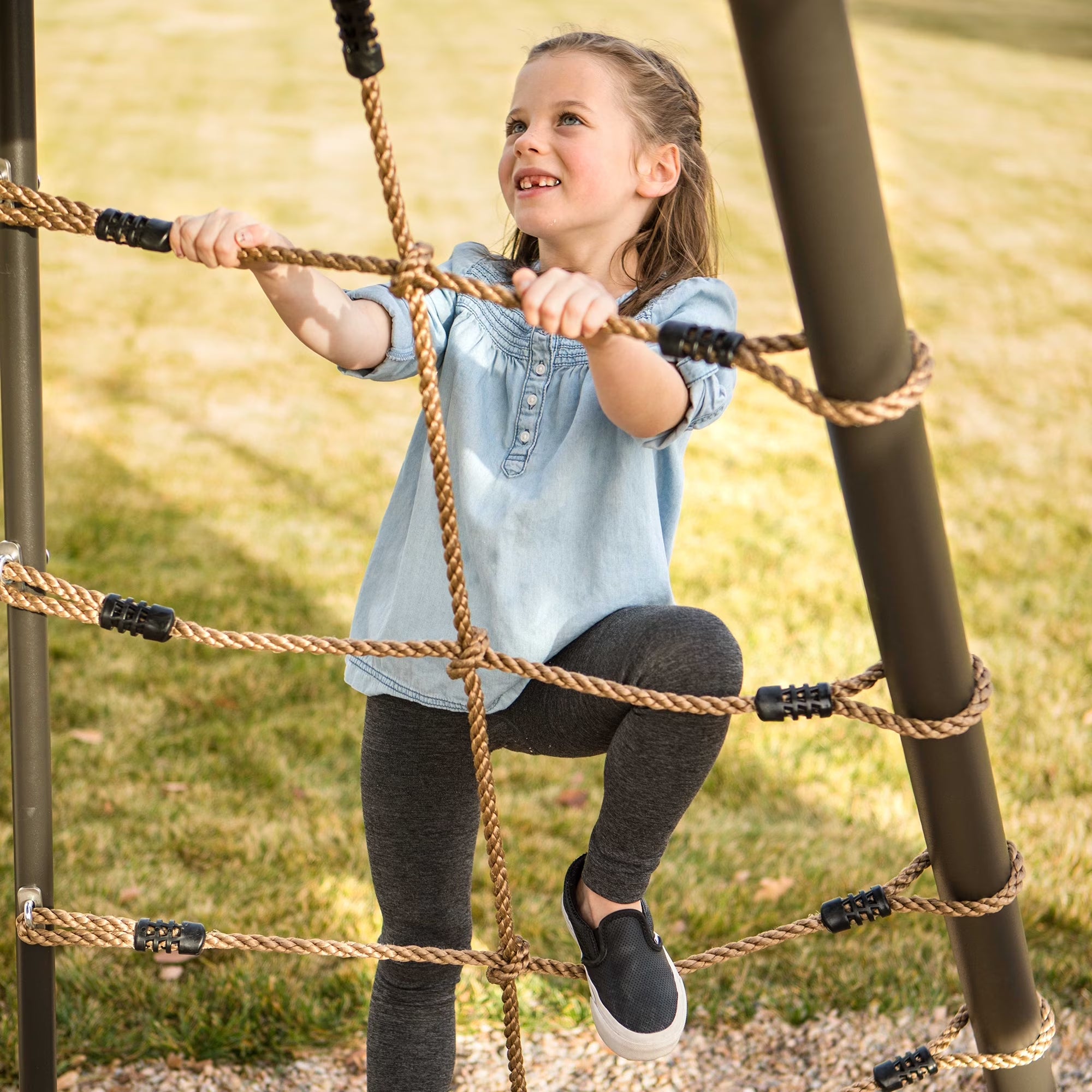 Kid'S Adventure Tunnel Swing Set with Clubhouse, Belt Swings and Climbing Wall (91134)